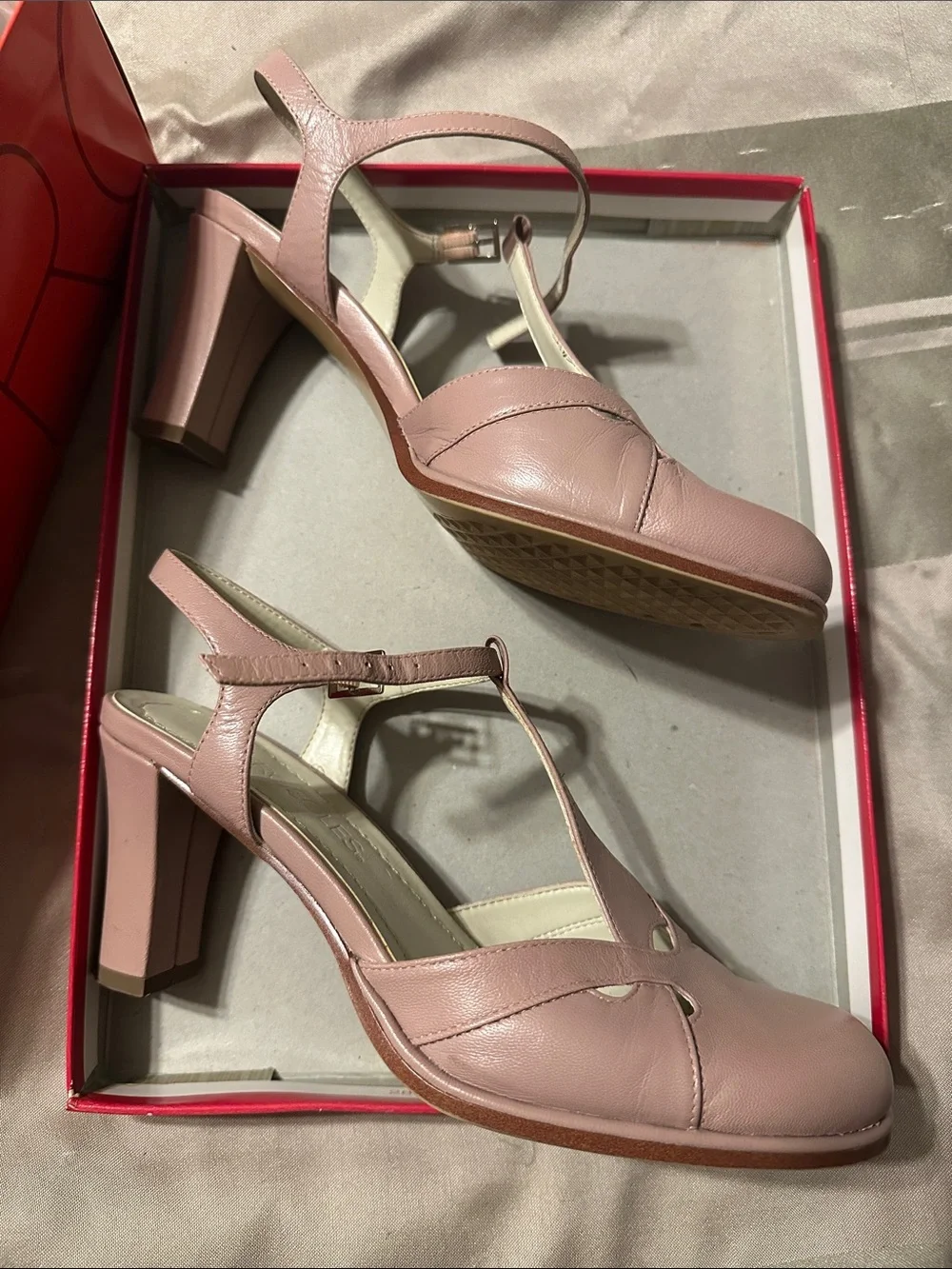 AEROSOLES Blush Pink T‑Strap Slingback Heels
